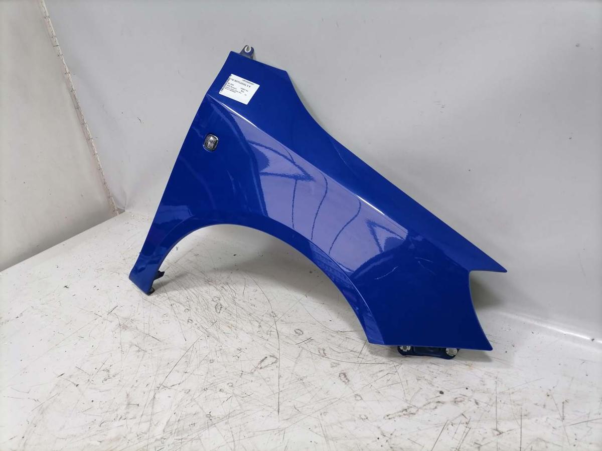 Skoda Fabia 2 5J original Kotflügel vorn rechts 4590 Dynamic Blau Bj.2009